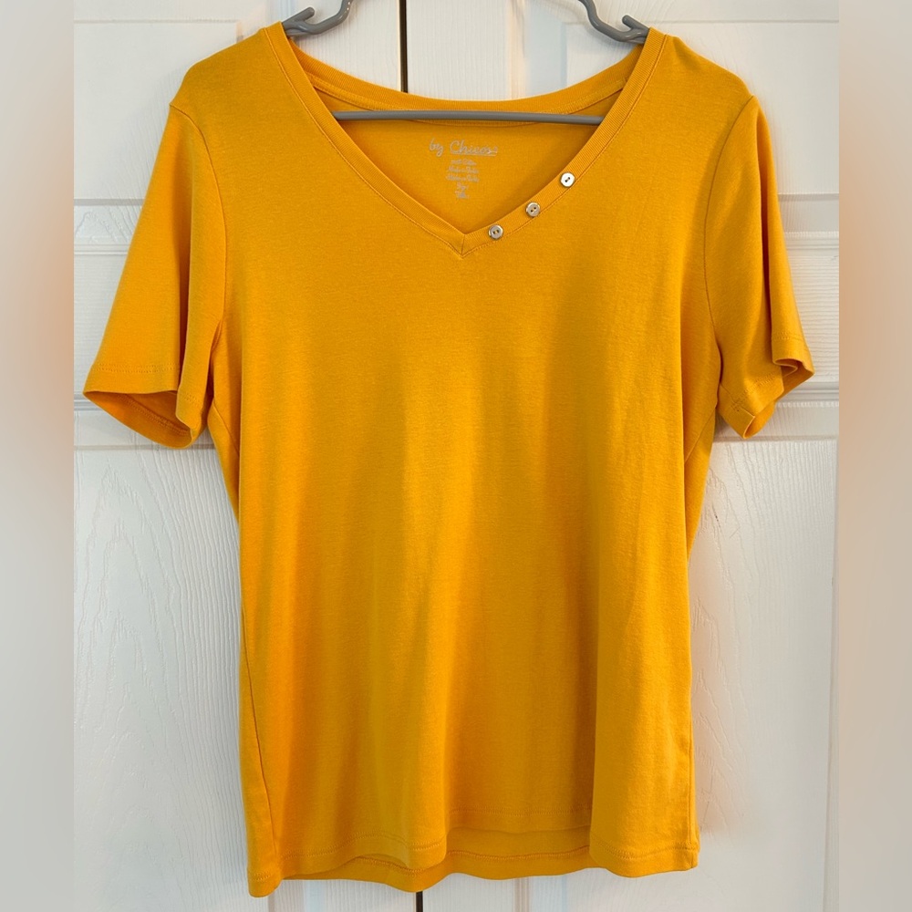 Chico’s Women’s Yellow Button Accent Short Sleeve Cotton Blouse Shirt Size M